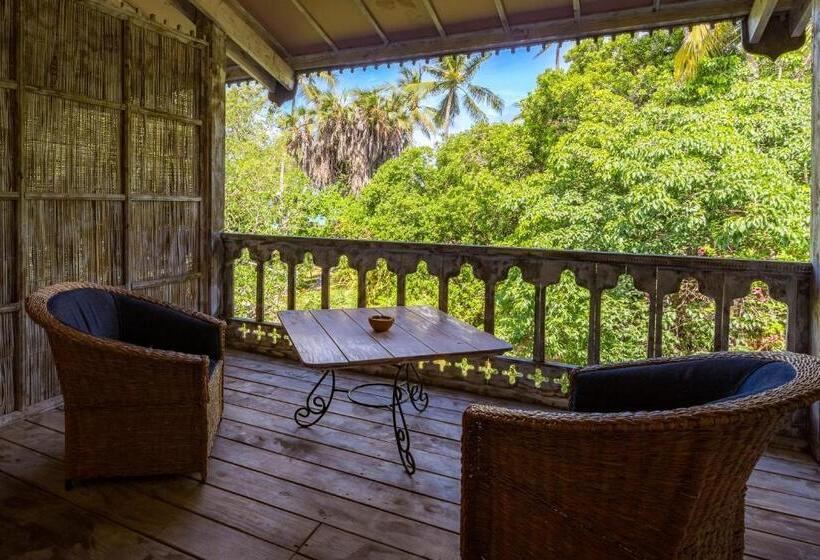 اتاق استاندارد با چشم‌انداز باغ, Nomad Beach Resort