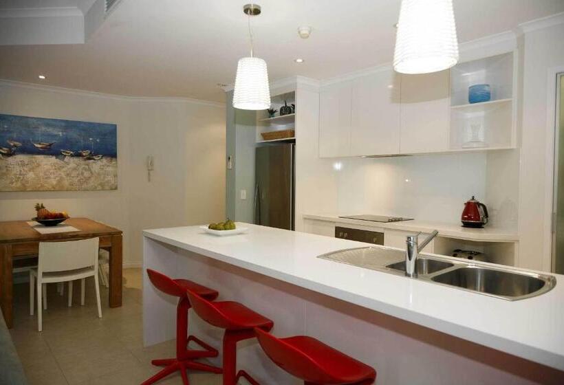 3침실 수피리어 아파트, Emerald Noosa