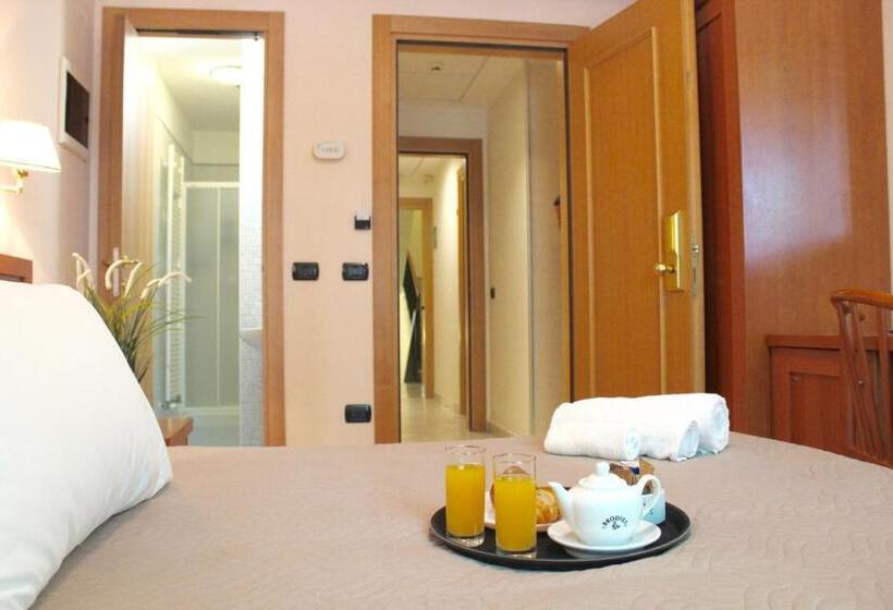Номер Стандарт с Балконом, Depandance Hotel Jole
