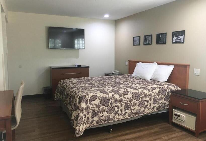 스탠다드 스튜디오, Simply Home Inn & Suites   Riverside