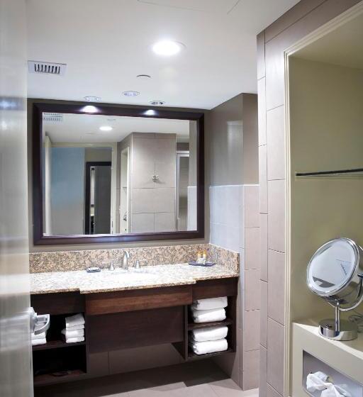 Стандартный Номер Кровать Кинг, Isle Of Capri Casino Hotel Boonville