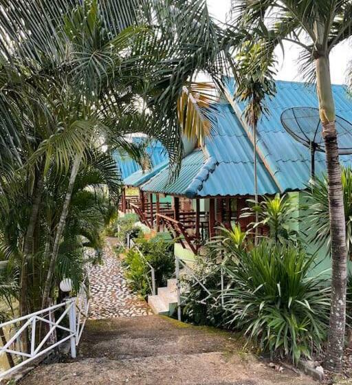 スタンダードルーム, เพชร รีสอร์ท นครไทย Phet Resort, Nakhonthai