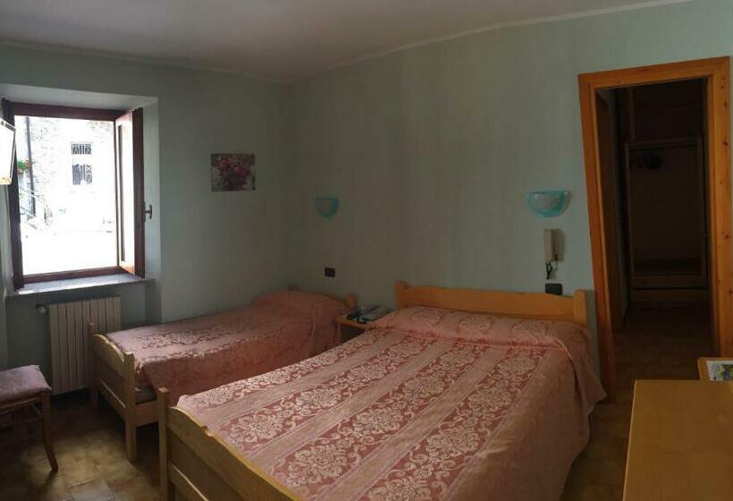 Трежместный Номер Economy, Albergo Ristorante Sole