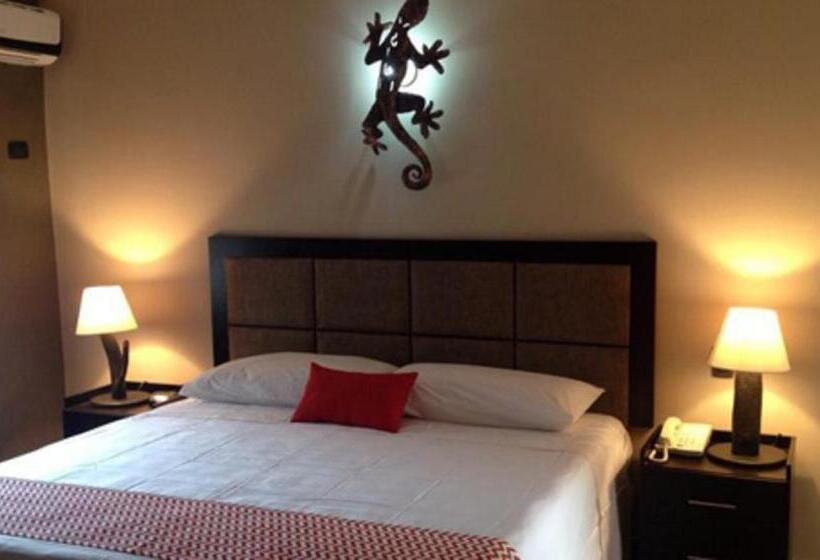 اتاق استاندارد با تخت بزرگ, Ramada Tikal Isla De Flores