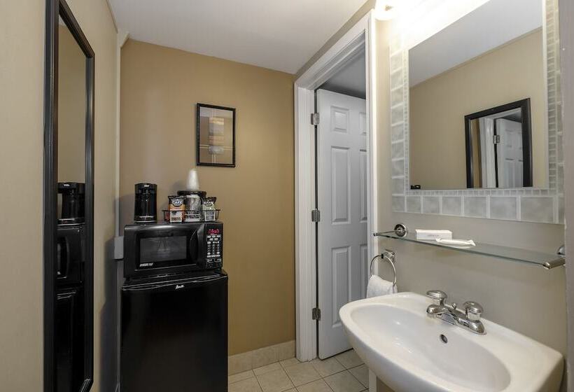 Номер Deluxe, Red Roof Inn And Suites Herkimer
