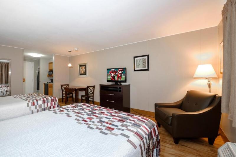 Люкс Кровать Квин, Red Roof Inn And Suites Herkimer