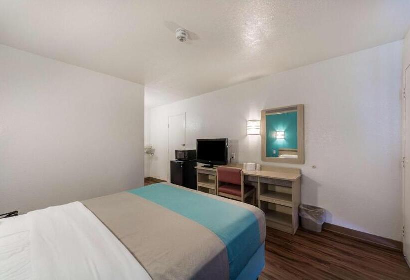 身障者適用スタンダードルーム, Motel 6del Rio, Tx