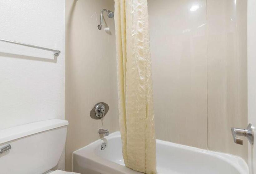 4인용 스탠다드 룸, Motel 6 Riverside, Ca  Ucr East