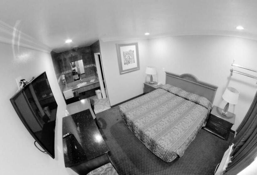 Номер Deluxe Кровать Кинг, The Palace Inn