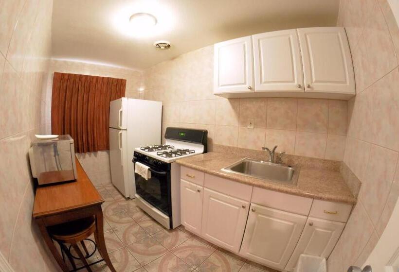 Номер Deluxe Кровать Кинг, The Palace Inn