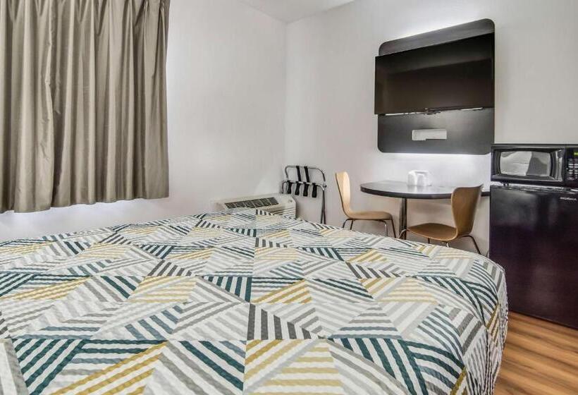 Номер Стандарт, Motel 6cleburne, Tx