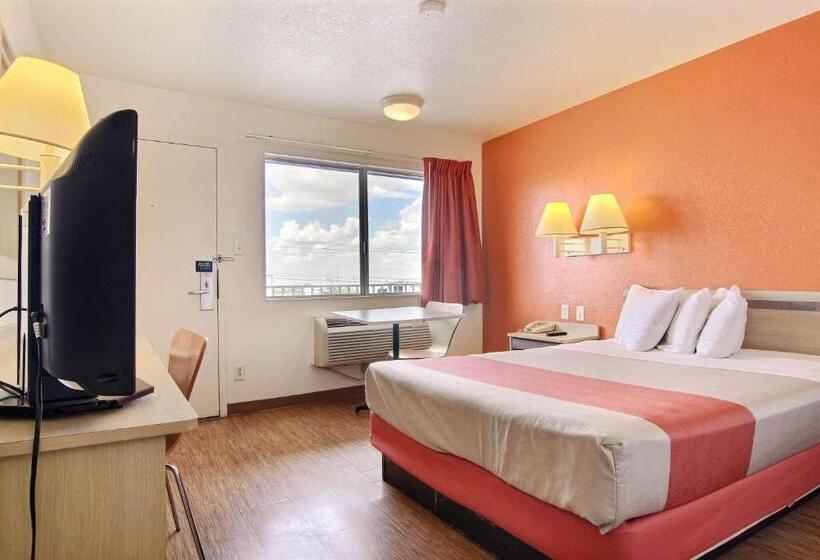 Номер Стандарт, Motel 6fort Stockton, Tx