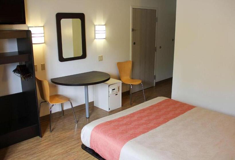 Номер Стандарт, Motel 6milan, Oh  Sandusky