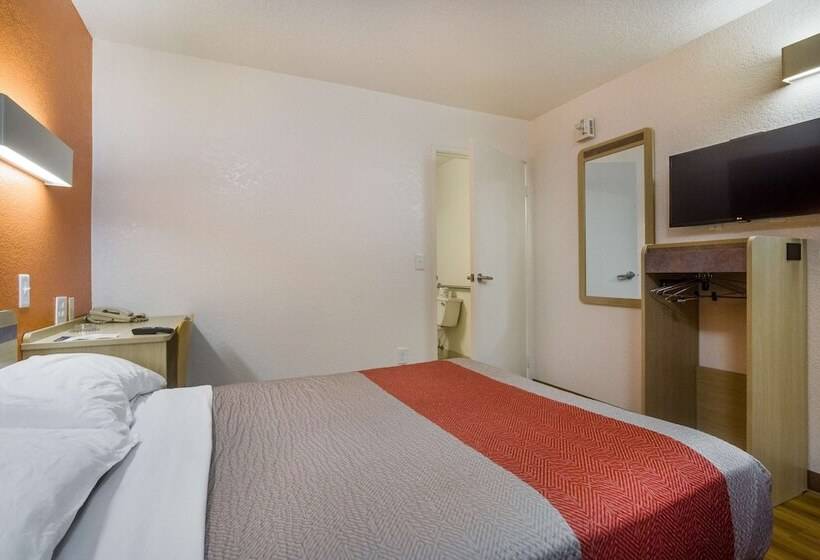 Номер Премиум, Park Inn By Radisson, Lakewood
