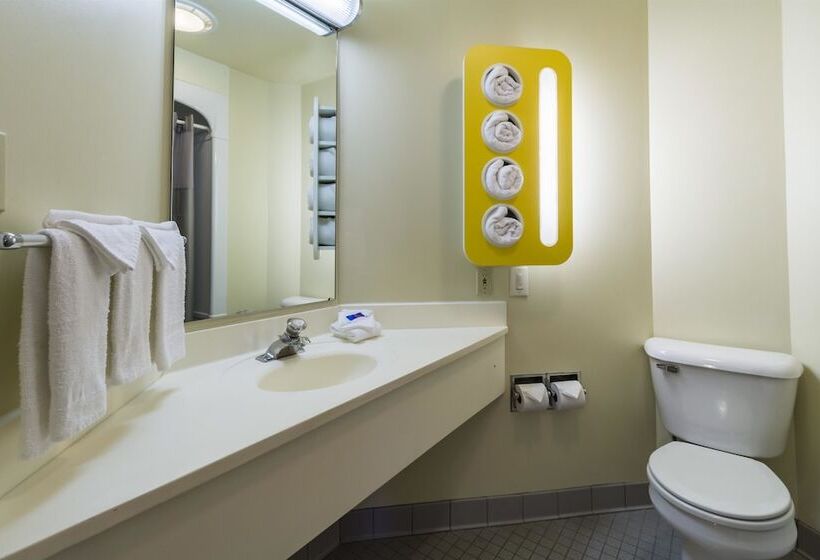 Номер Deluxe, Motel 6milan, Oh  Sandusky