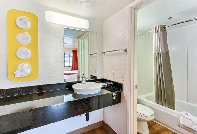 Номер Стандарт, Motel 6salinas, Ca  North Monterey Area