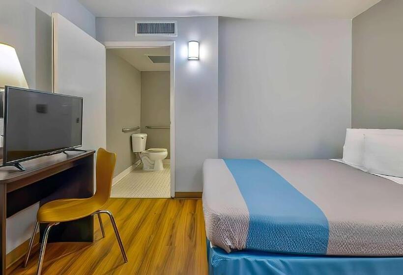 Номер Стандарт Адаптированный для Инвалидов, Motel 6tucumcari, Nm