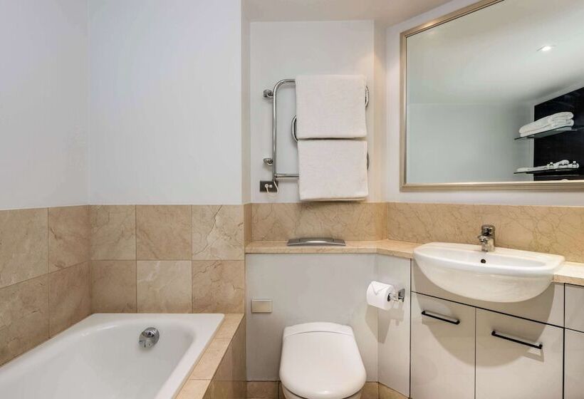 침실 2개 스위트, Avani Metropolis Auckland Residences