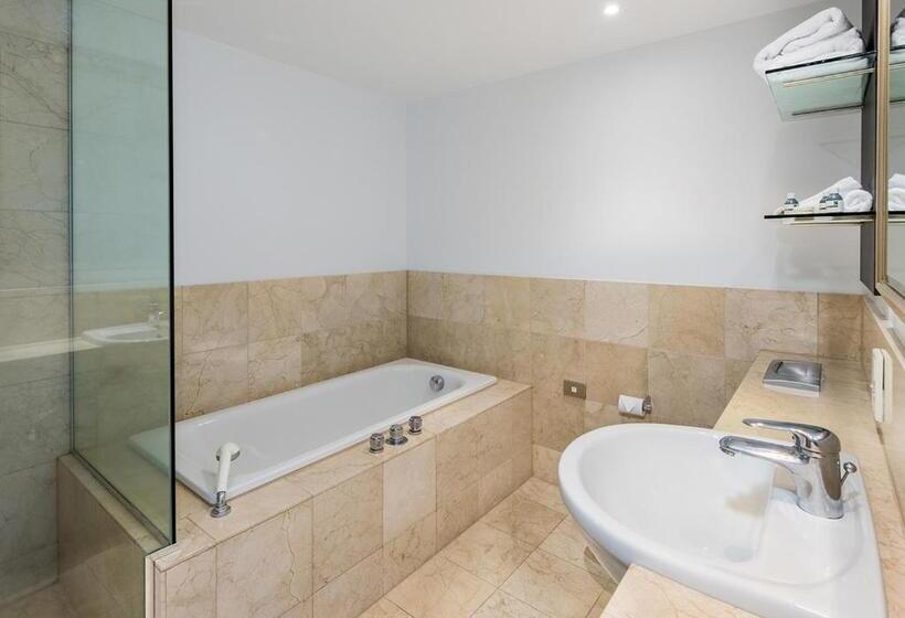 이그제큐티브 스위트, Avani Metropolis Auckland Residences