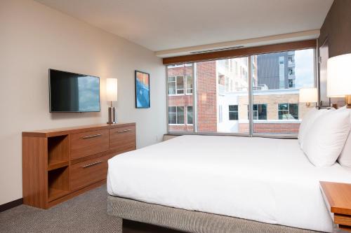 Standard Szoba King Size Bed, Hyatt Place Champaign/urbana