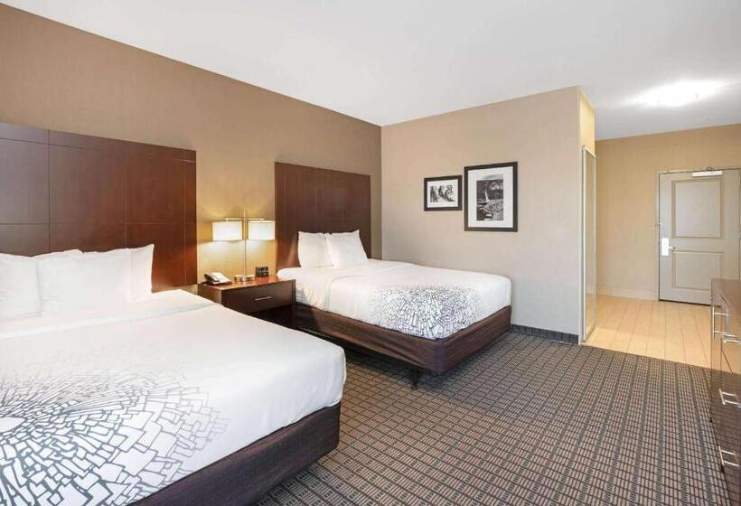 Номер Deluxe, La Quinta By Wyndham Bellingham