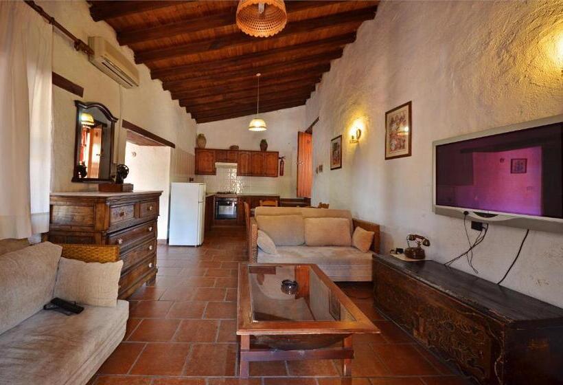 Suite, Linos Inn