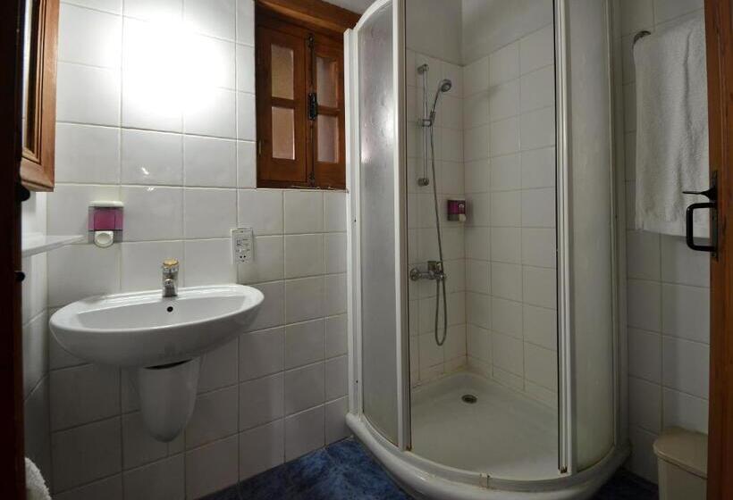 Standard Room, Linos Inn