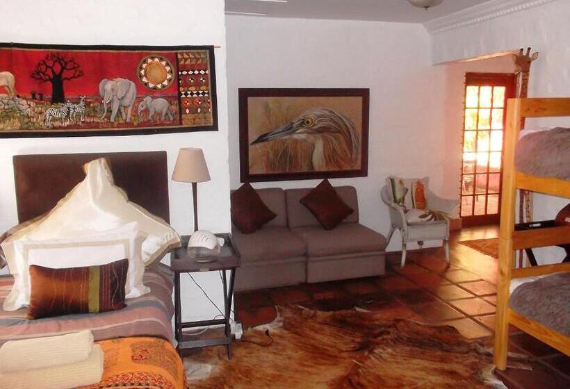 اتاق خانوادگی, Bamboo, The Guesthouse