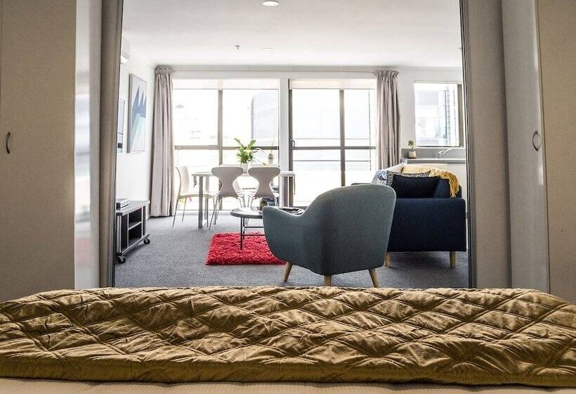 آپارتمان 2 خوابه, U Residence