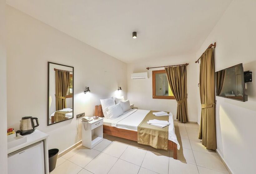 Номер Стандарт Трехместный, Zinbad Hotel Kalkan