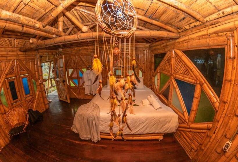 小室, Ecohotel Tierra De Agua