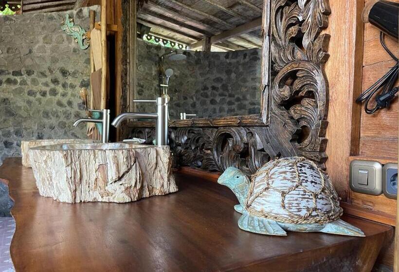 Бунгало Стандарт, Louka Beach Bali
