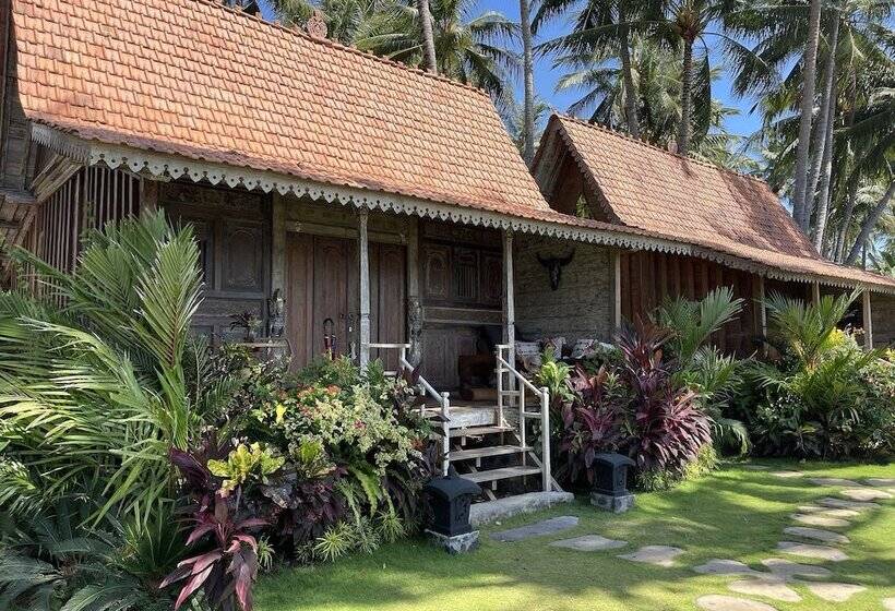 Бунгало Deluxe, Louka Beach Bali