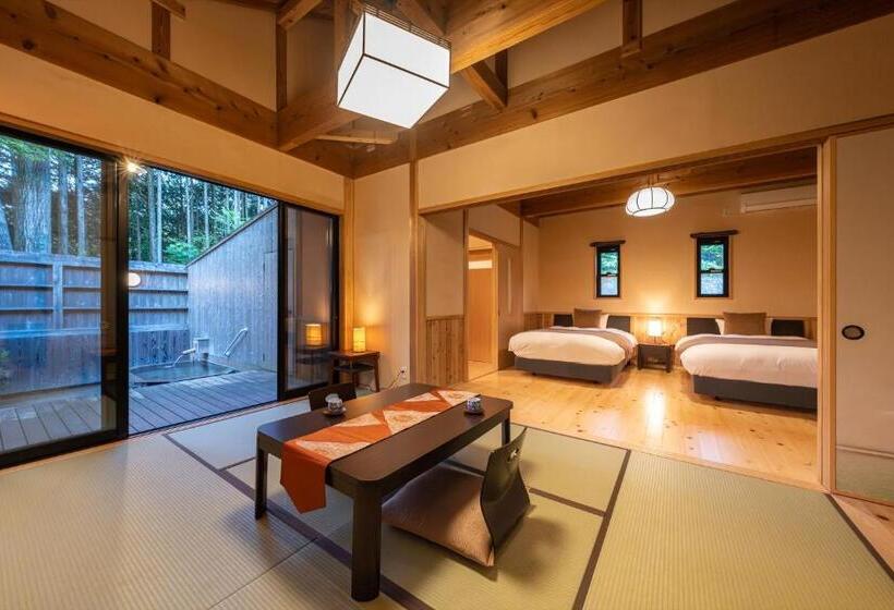 اتاق استاندارد چهار تخته, Tsuwabuki No Hana