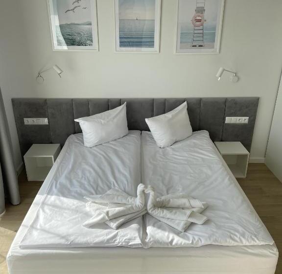 Quarto Deluxe, Między Wodami