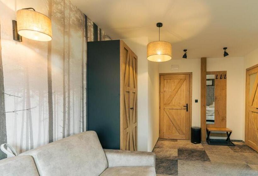 اتاق استاندارد با چشم‌انداز دریاچه, Sztygarka Hetmańska Resort Solina