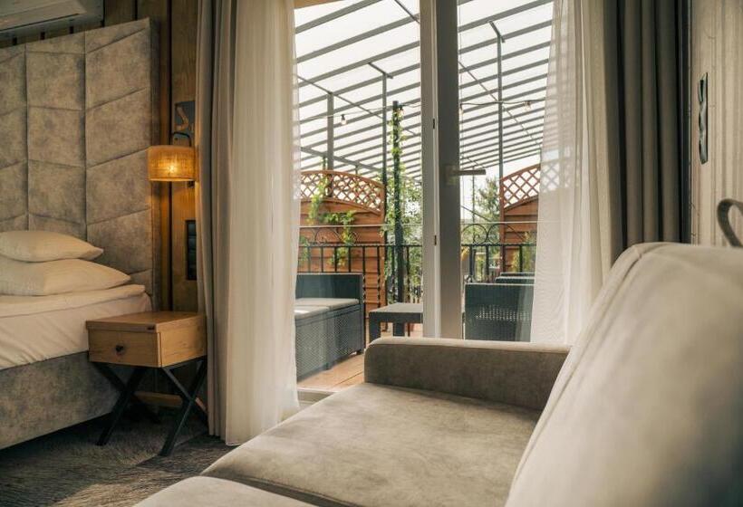 اتاق استاندارد با چشم‌انداز دریاچه, Sztygarka Hetmańska Resort Solina