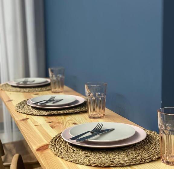 شقة غرفة واحدة, Apartamenty Liwa