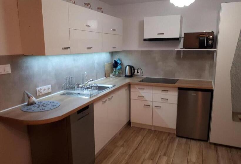 آپارتمان دوبلکس 1 خوابه, Apartamenty Kadłubek