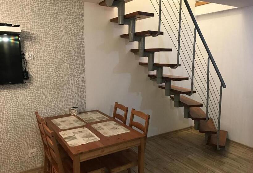 آپارتمان دوبلکس 1 خوابه, Apartamenty Kadłubek
