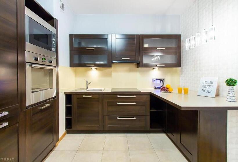 חדר סטנדרט חדר אמבטיה משותף, Clicktheflat Sienna Center Apart Rooms