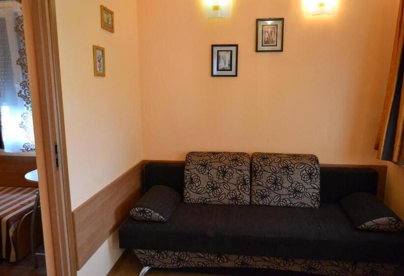 1 Bedroom Apartment Lake View, Vanilla Pokoje I Apartamenty Nad Brzegiem Jeziora