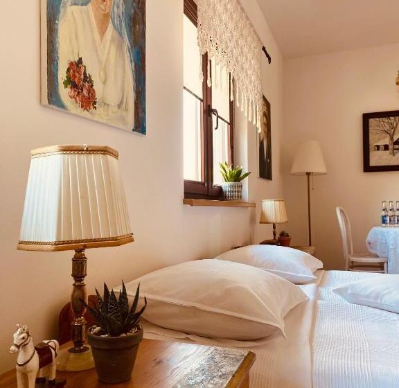 آپارتمان 1 خوابه با بالکن, Restauracja Pensjonat Buda