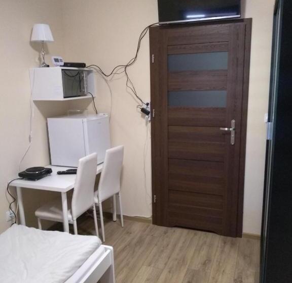 غرفة قياسية فردية, Zajazd Gawrysiówka