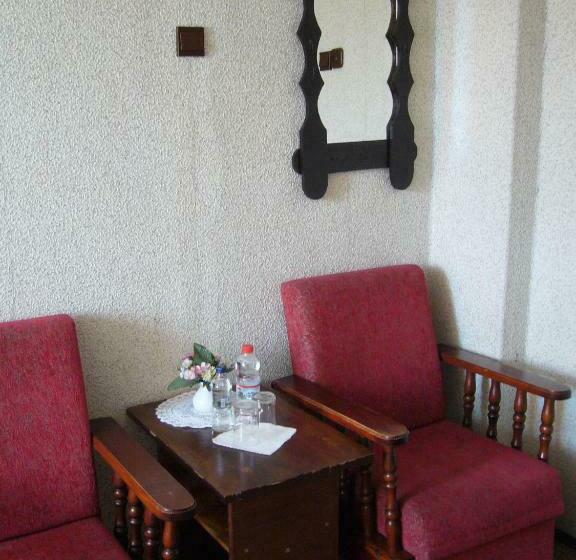 غرفة قياسية, Karet Obiekt Hotelowy