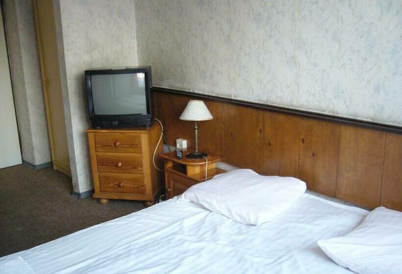 غرفة قياسية, Karet Obiekt Hotelowy