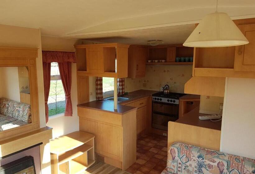 Дом 1 Спальня, Camper Park Radków