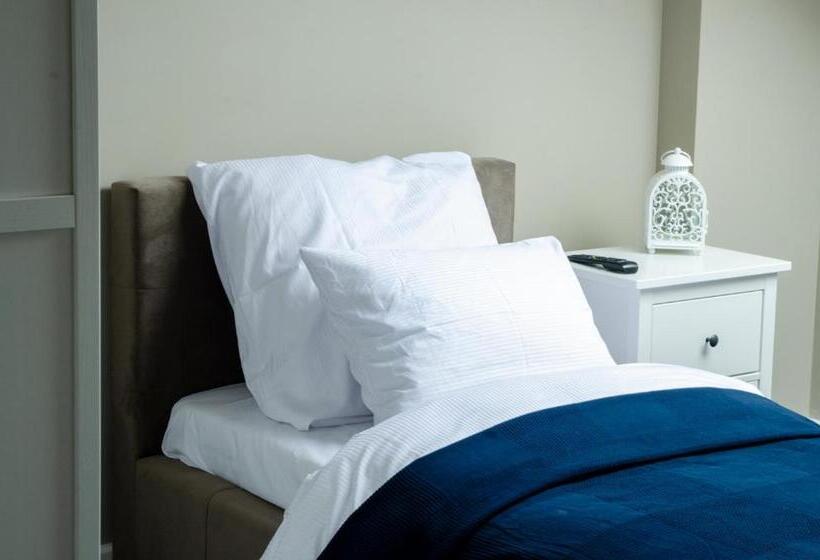 اتاق استاندارد, Szafirowy Dwór Hotel & Restauracja