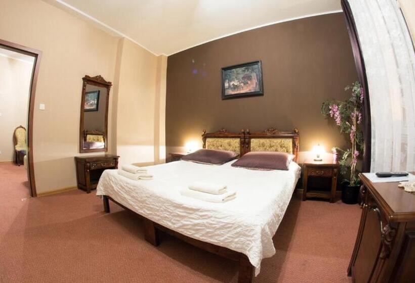 Люкс Повышенной Комфортности, Gościniec & Spa Darłowo