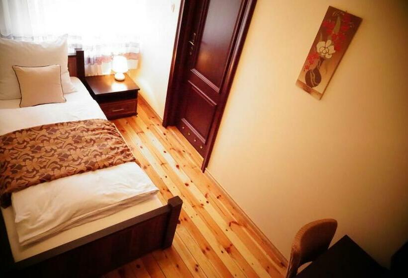 اتاق استاندارد یک نفره, Noclegi U Kawalca